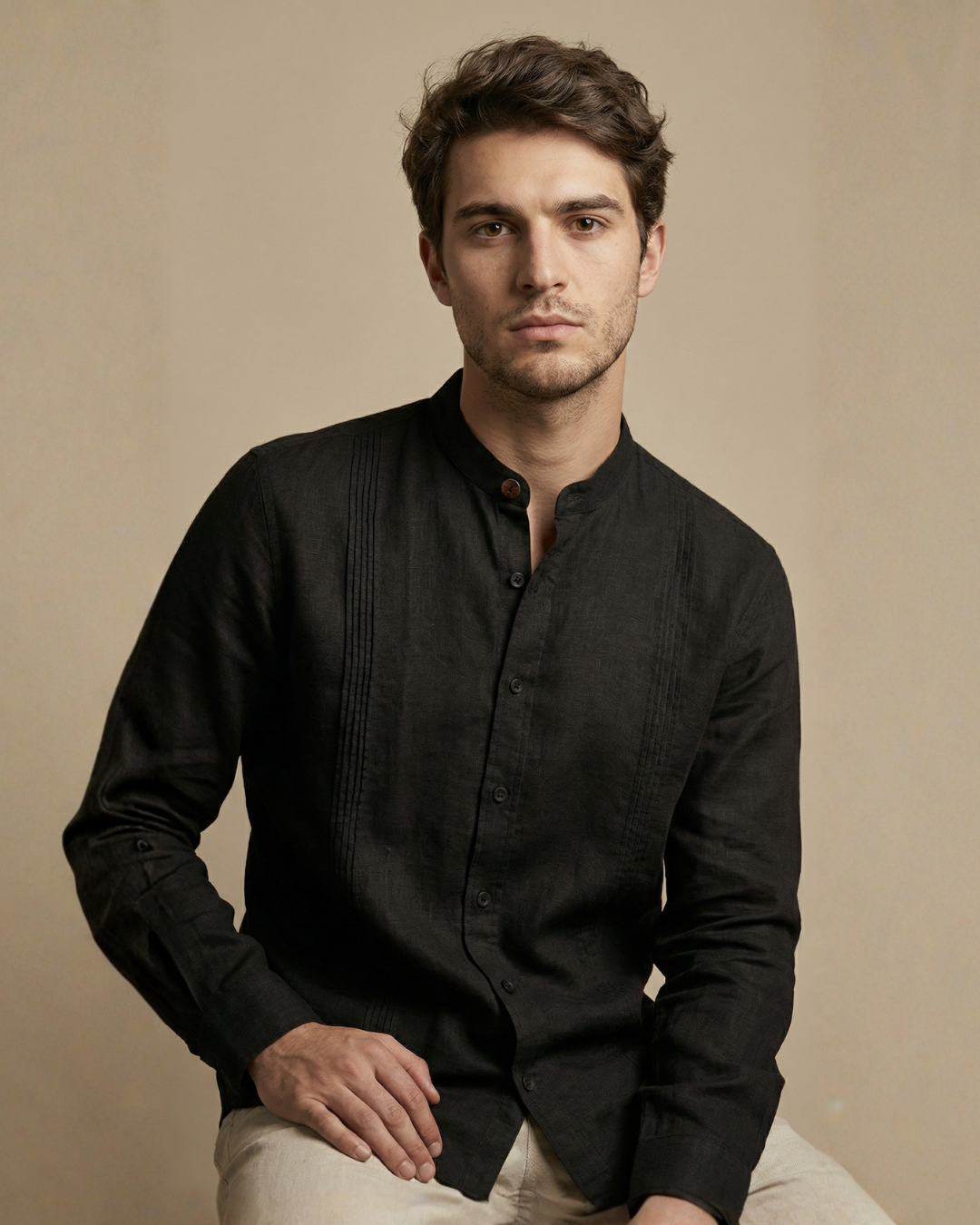 CAMISA MAO ALFORZAS NEGRA