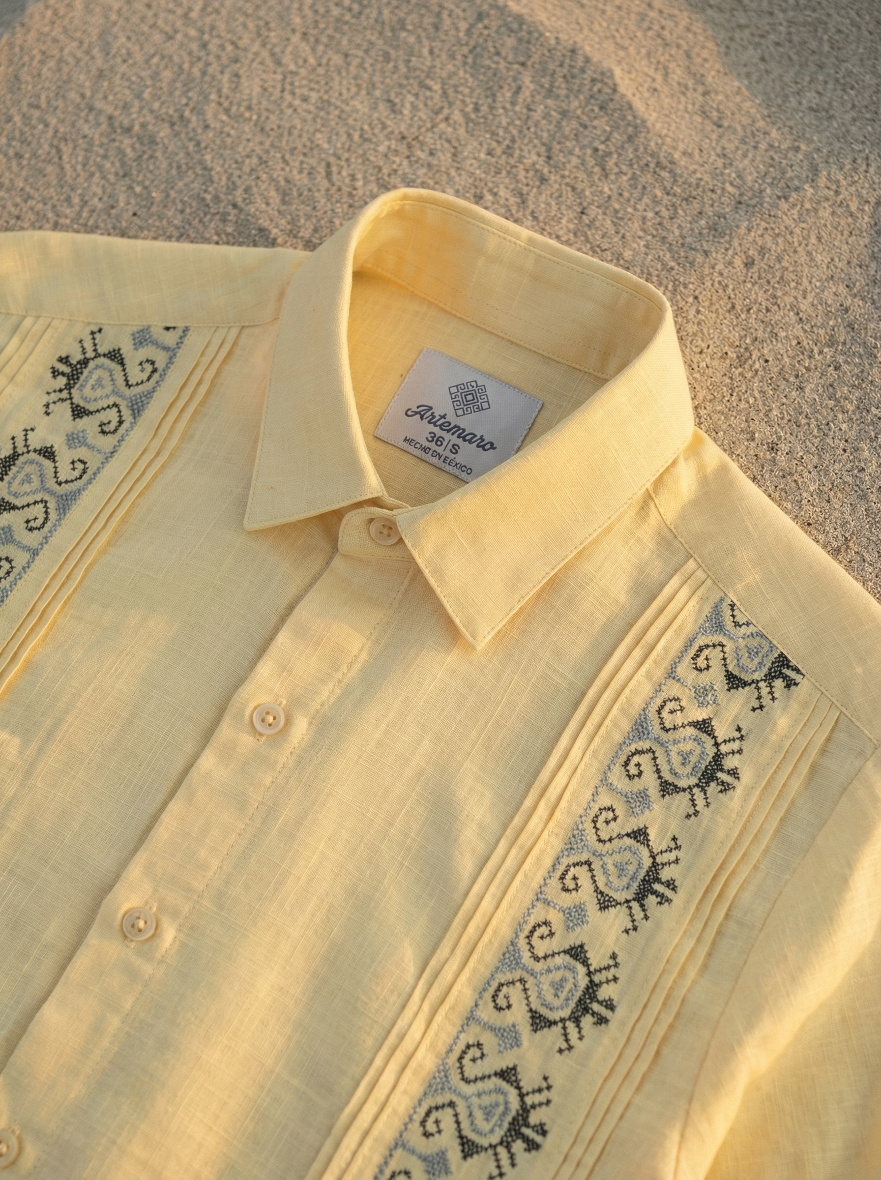 GUAYABERA CARACOL AMARILLA