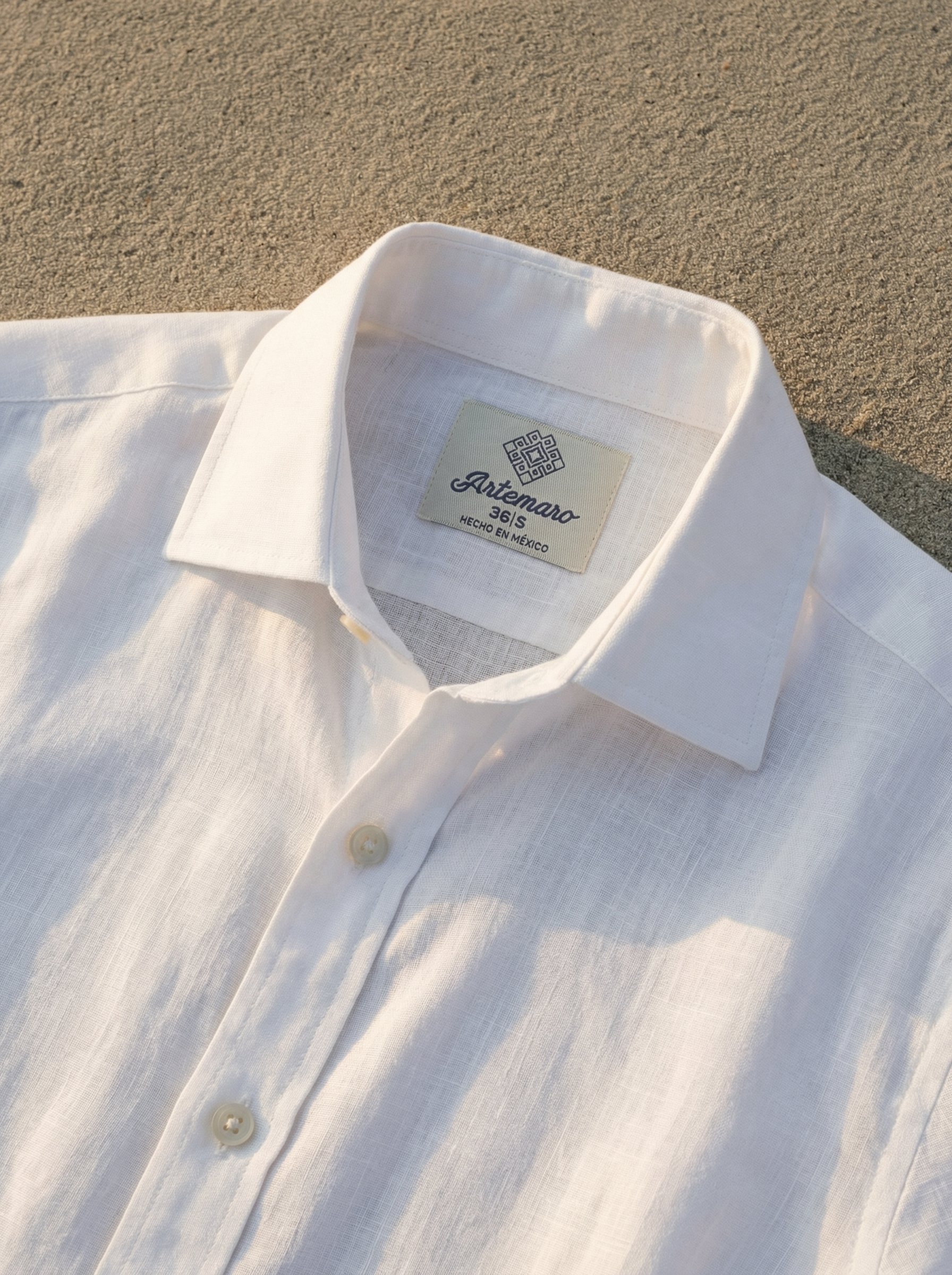 GUAYABERA CHAZARILLA BLANCA