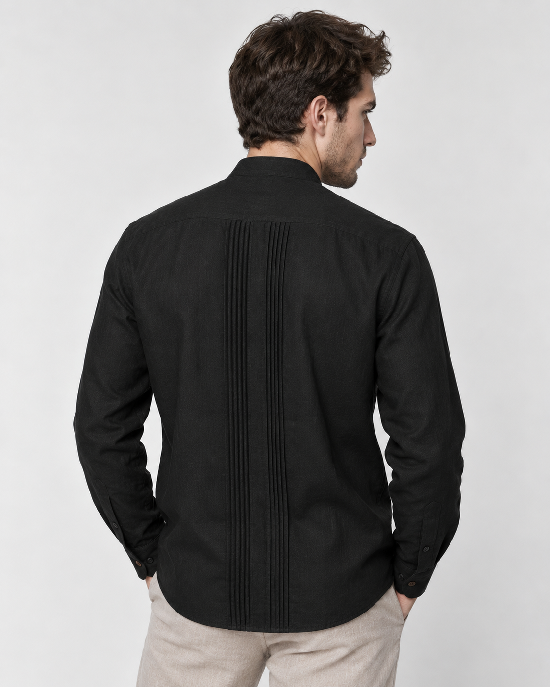 CAMISA MAO ALFORZAS NEGRA