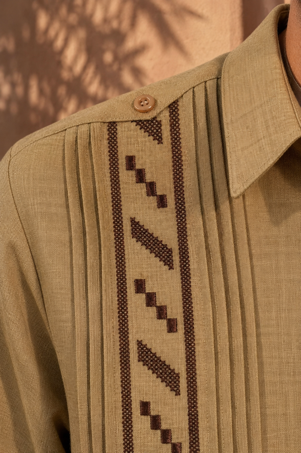 GUAYABERA EUFEMIO CAFÉ