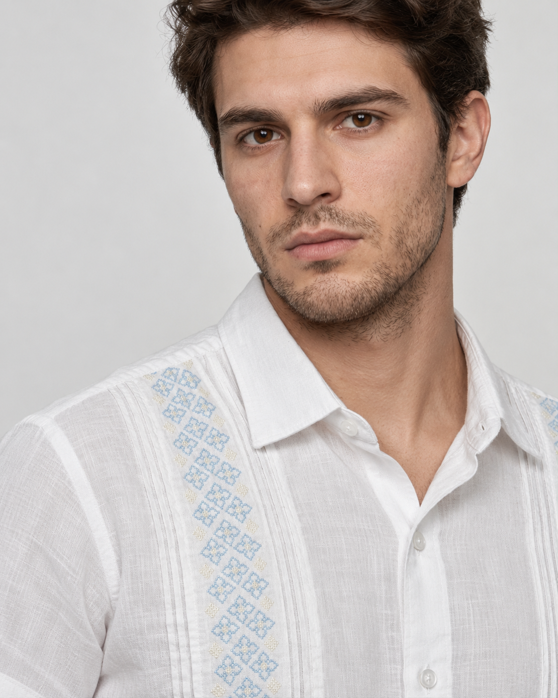 GUAYABERA FLOR BLANCA